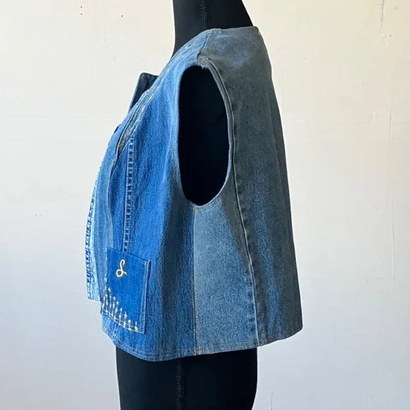 Two-tone cropped denim vest - Picture 2 of 8